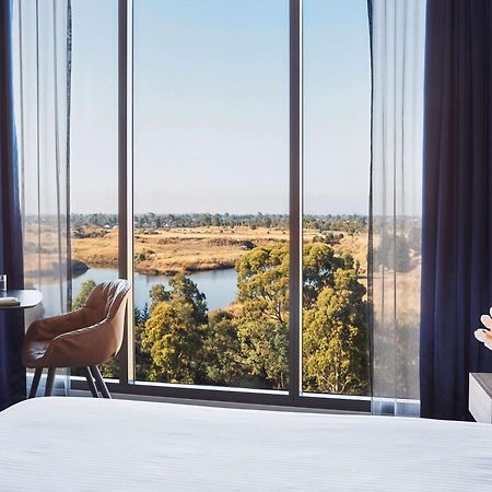 Отель Mantra Melbourne Epping Экстерьер фото